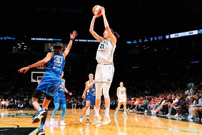 九游体育-60天倒计时!WNBA恐首次停摆,22亿转播费+2.5亿扩张费分成卡壳