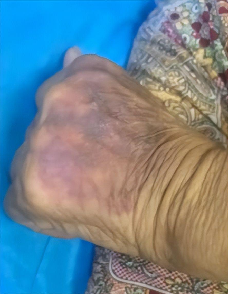 九游游戏-山西养老院暴打85岁老人：打人者真容曝光，身份不一般，官方回应