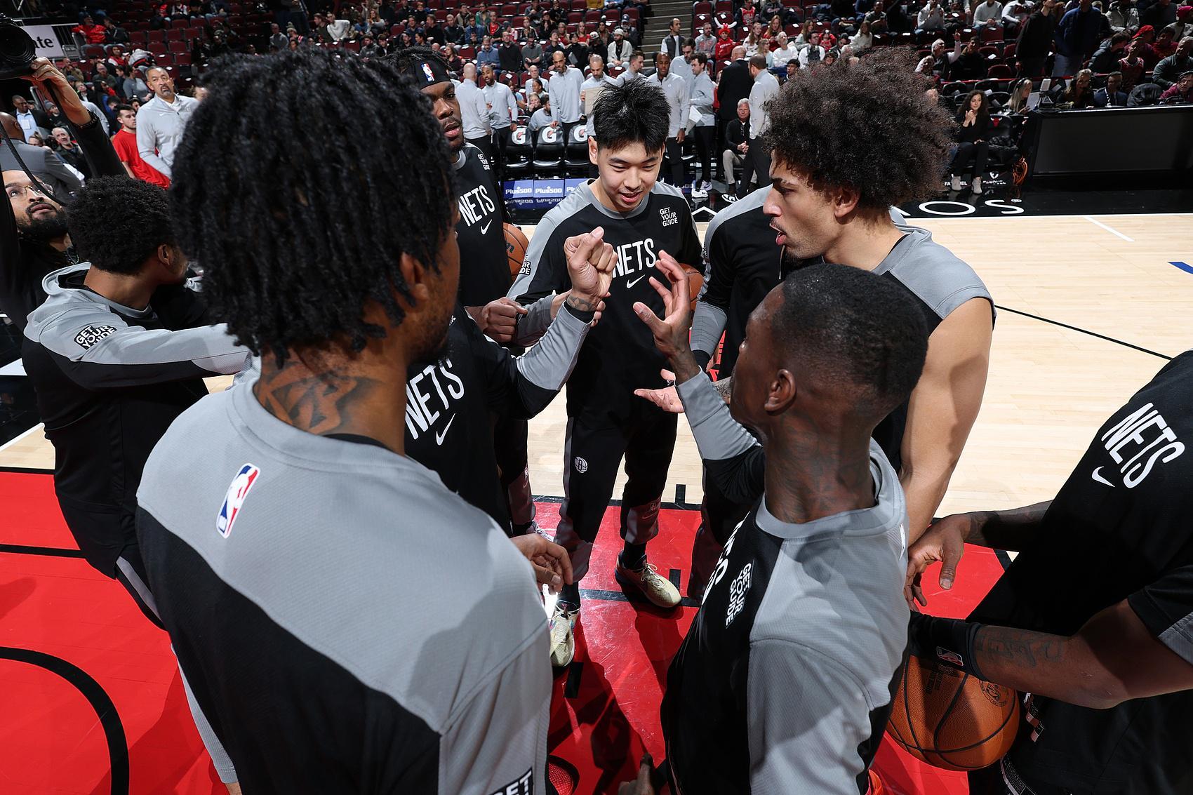 媒体人:崔永熙即将回国参加詹姆斯品牌活动&择期与广东宏远会合