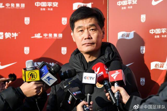 国足公布赴日名单：武磊领衔 郑智作为教练出征